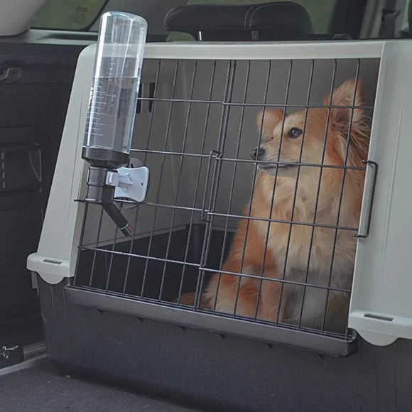 Универсальная поилка Drinky Dog для переносок, 0.6 л, Ferplast 71981099 Универсальная поилка Drinky Dog для переносок, 0.6 л, Ferplast 71981099